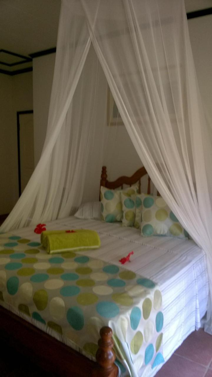 La Bel Zilwaz Guesthouse La Digue Buitenkant foto
